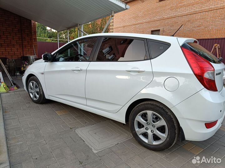 Hyundai Solaris 1.4 МТ, 2012, 200 000 км
