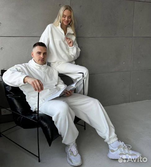 Парные спортивные костюмы