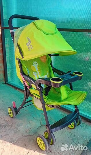 Прогулочная коляска