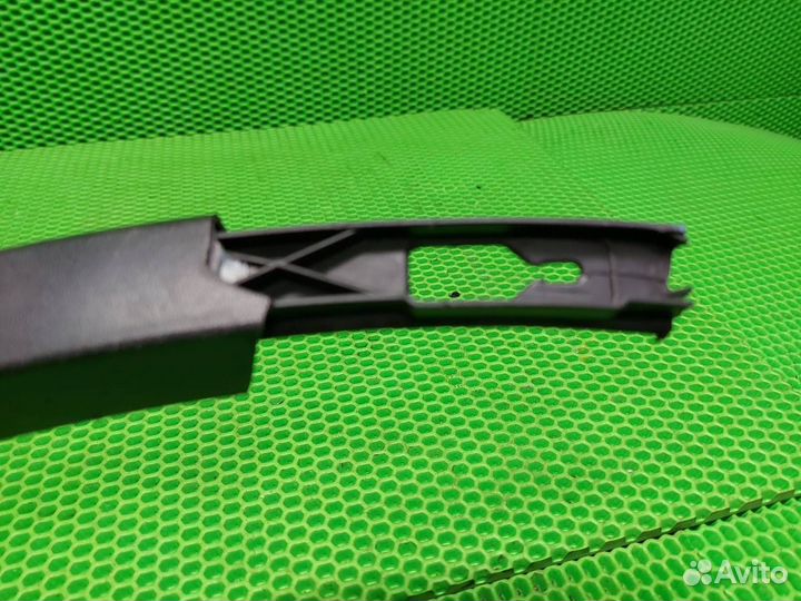 Расширитель крыла передний правый Volkswagen