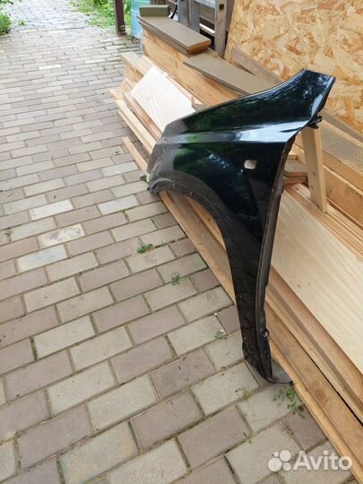Крыло левое переднее на Nissan X-trail T31