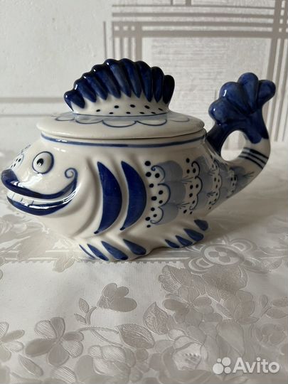 Гжель. конфетница 