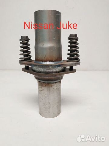 Фланец катализатора (соединение) Nissan Juke