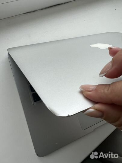 Apple MacBook Air 13 2010