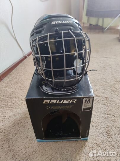 Шлем хоккейный