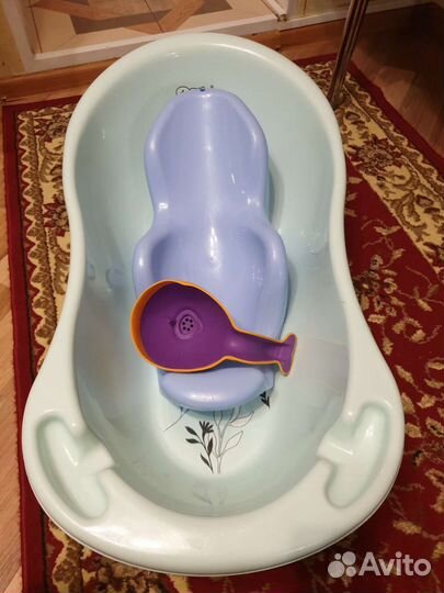 Ванночка для купания с горкой