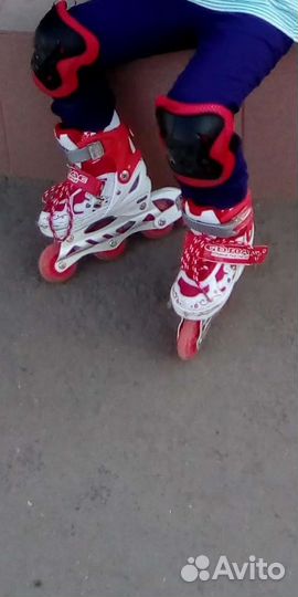 Роликовые коньки