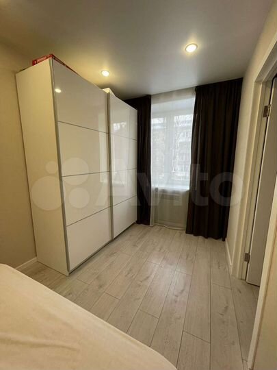 2-к. квартира, 43 м², 3/5 эт.