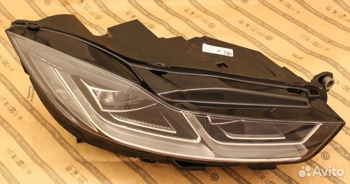 Фара правая jaguar I-pace X590 18+ MID full LED