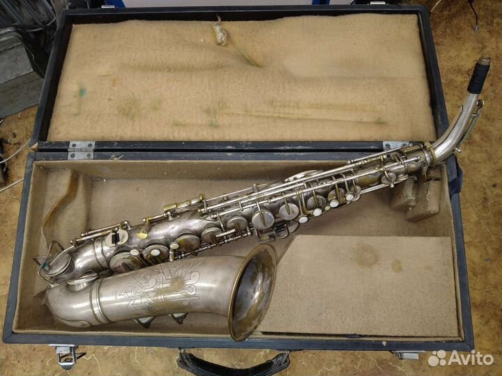 Саксофон альт