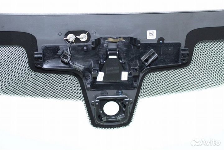 Лобовое стекло BMW 5 G30 G31