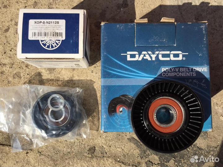 Ролик натяжителя ремня