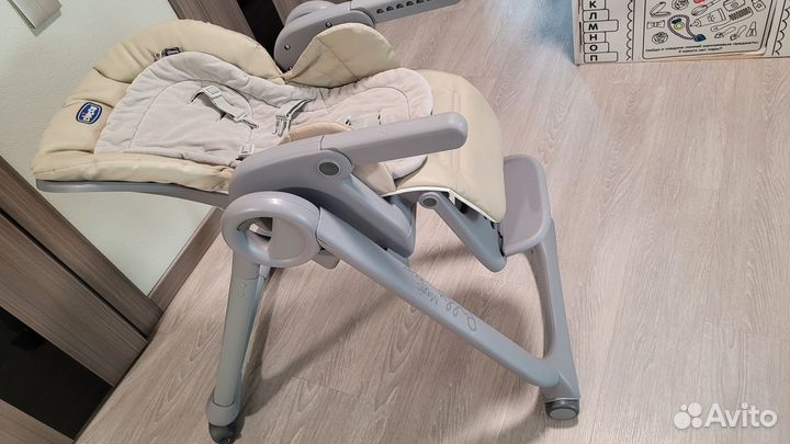 Стульчик Chicco polly magic relax