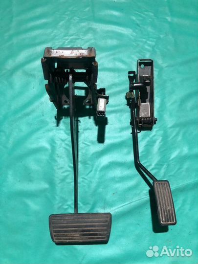 Педали Land Rover Freelander