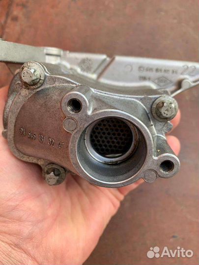 Масленный насос на Мерседес спринтер классик