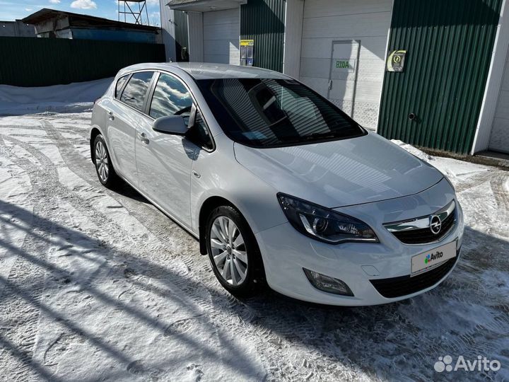 Opel Astra 1.6 AT, 2011, 159 700 км
