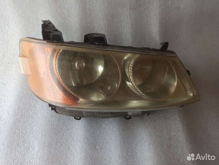 Фары Honda Life Dunk