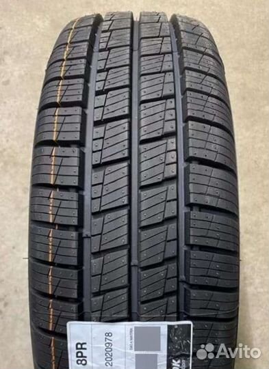 Hankook Vantra ST AS2 RA30 215/70 R15C 109S