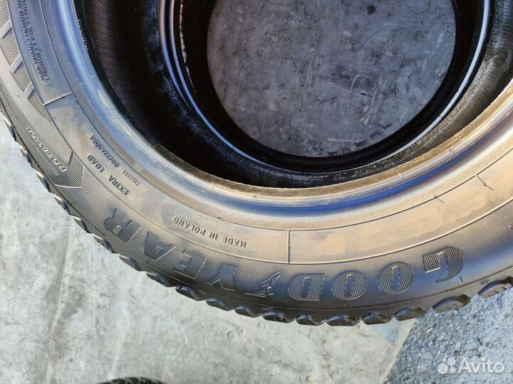Goodyear Ultragrip Ice Arctic 195/65 R15