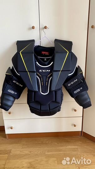 Вратарский нагрудник CCM axis1.9