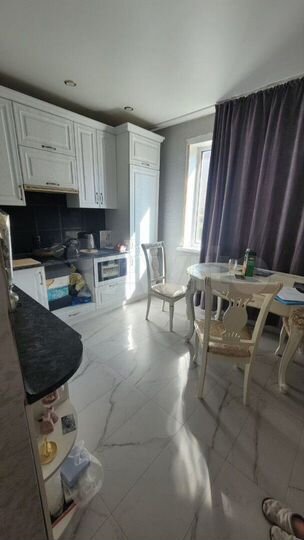 2-к. квартира, 54,2 м², 1/17 эт.