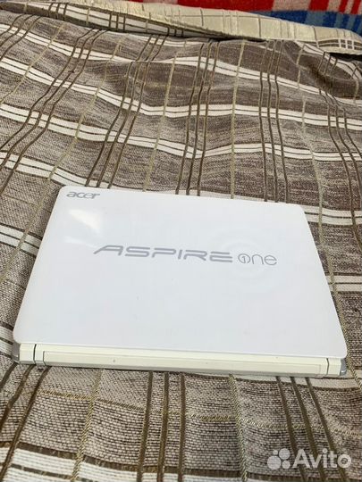 Нетбук asus