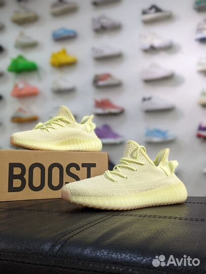 Yeezy Boost 350 v2 (43)