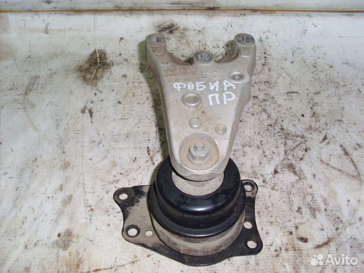 Подушка двс Skoda Fabia 1 1,2л BME МКПП