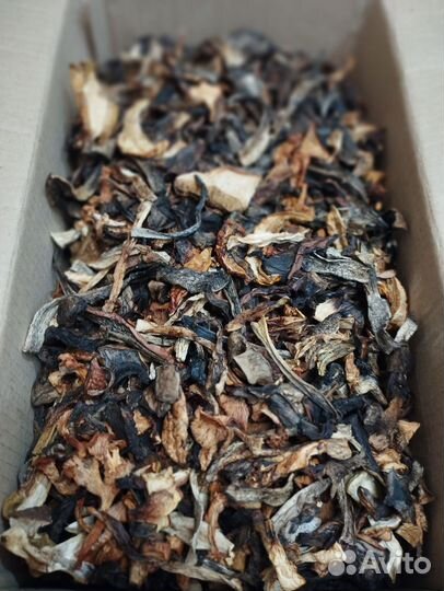 Сушёные грибы солёные лисички