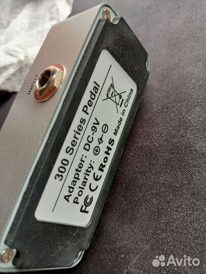 Тюнер гитарный