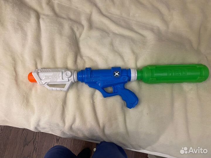 Водный пистолет