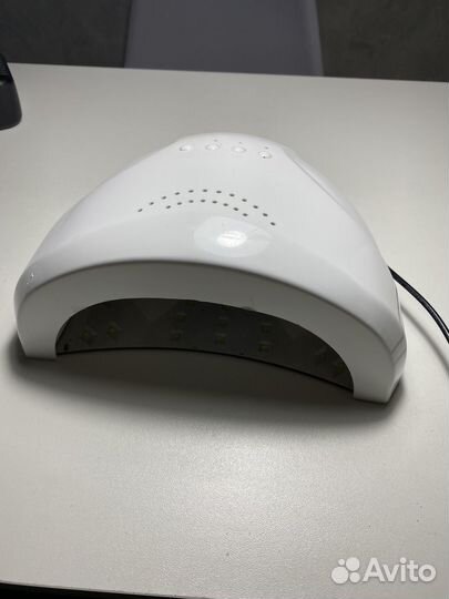 Лампа для маникюра