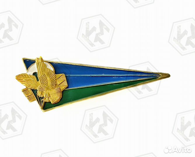 Уголок флаг на берет военнослужащего