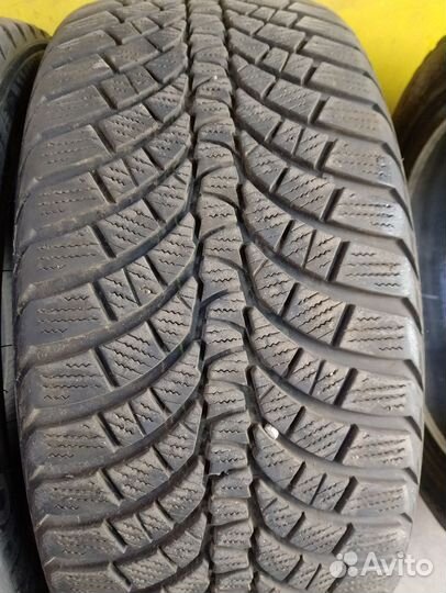 Kumho WinterCraft WP71 245/45 R18 100V