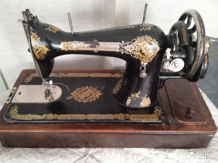 Швейная машинка