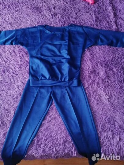 Костюм женский