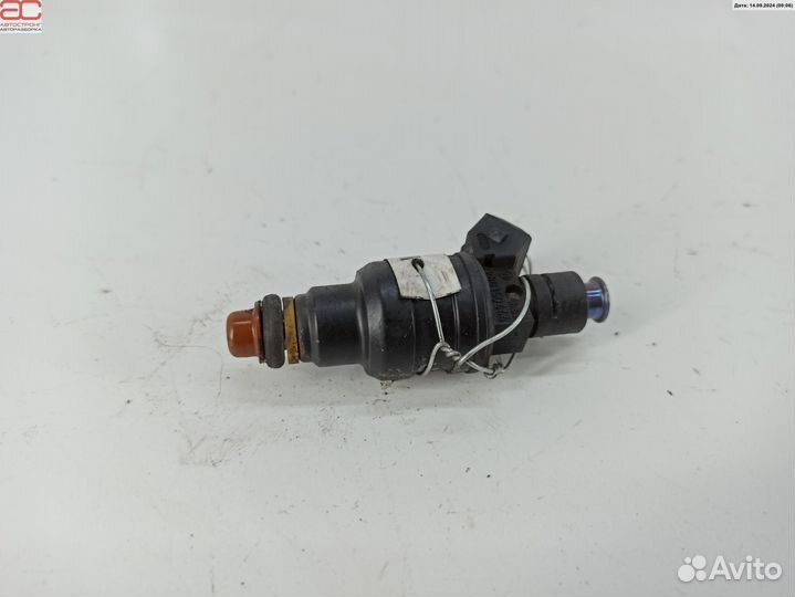 Форсунка топливная для Audi A4 B5 058133551A