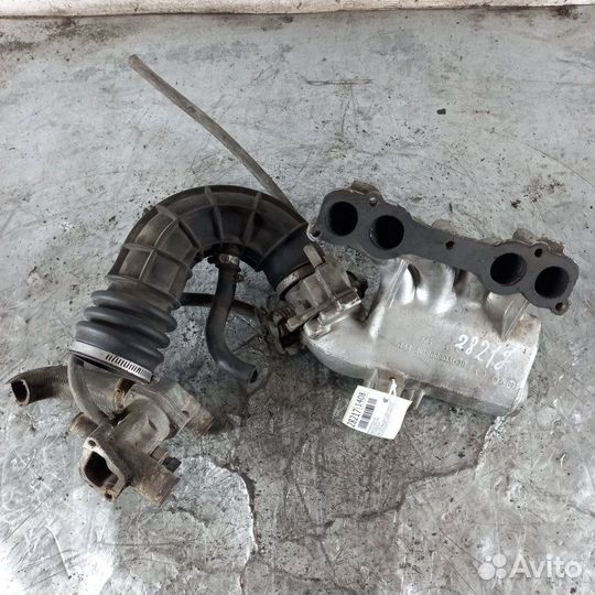 Коллектор впускной Лада 2115 1997-2012