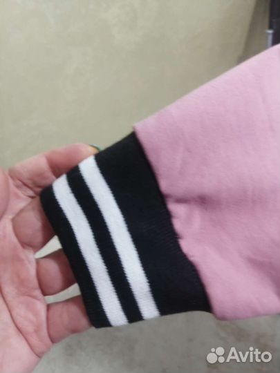 Костюм остался 48 и54