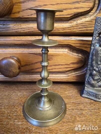 Подсвечник старинный бронза