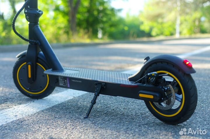 Электросамокат Hiper Triumph M88