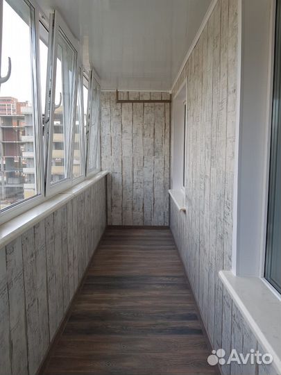 Остекление балконов и лоджий окнами из пластика