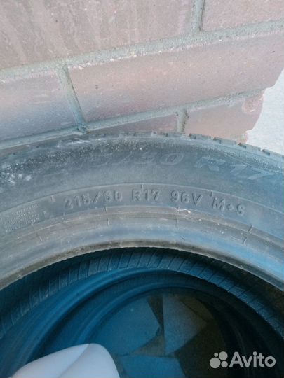 Pirelli Chrono Camper 215/60 R17