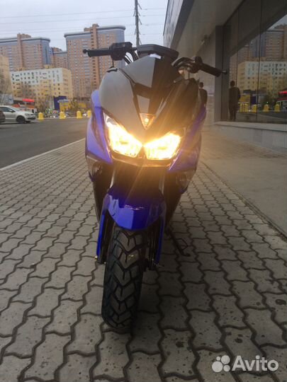 Скутер Arc (Fos)