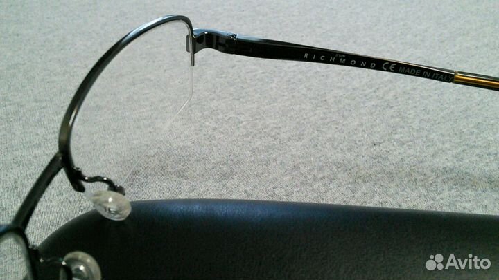 Оправа John Richmond (Италия)