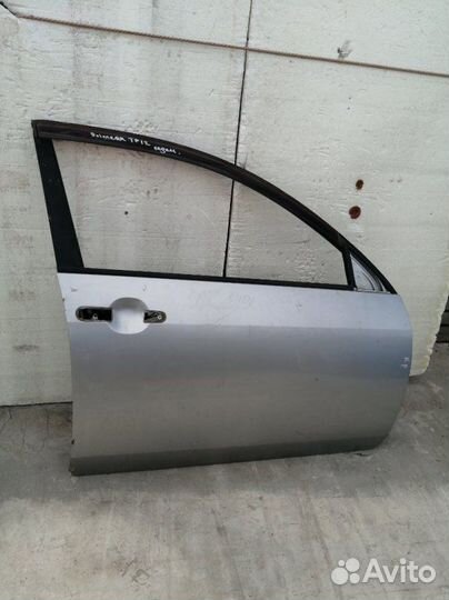 Дверь передняя правая Nissan Primera P12