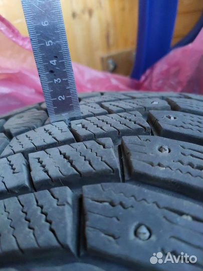 Gislaved Nord Frost 200 205/55 R16 94