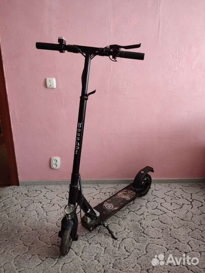 Самокат взрослый электрический бу