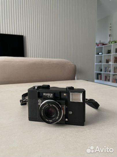 Плёночный фотоаппарат konica c35 af