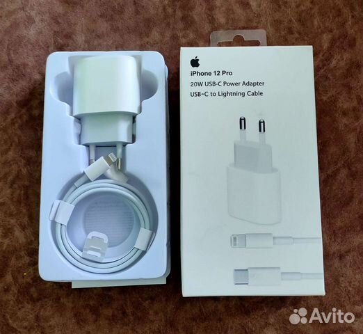 Зарядка на Айфон